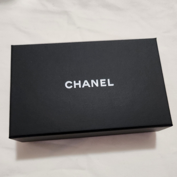 CHANEL | Other | Chanel Mini Box With Mini Black Velvet Dustcover For ...